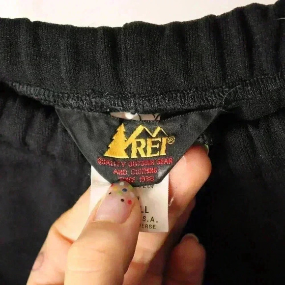 REI hiking sweat pants Men's X Small zippered pockets drawstring black‎ outdoor - Picture 3 of 14